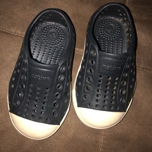 Native Shoes Size 4C